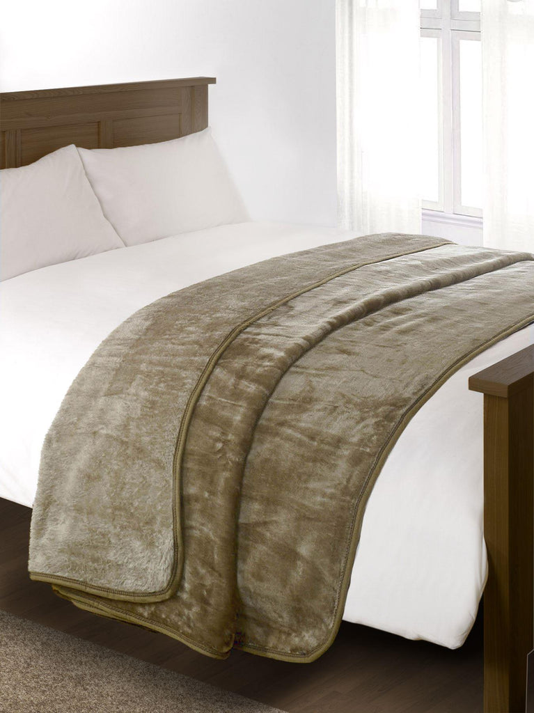 Heavy Fleece Mink Throw Blanket, Mink - Winter Warm Packs